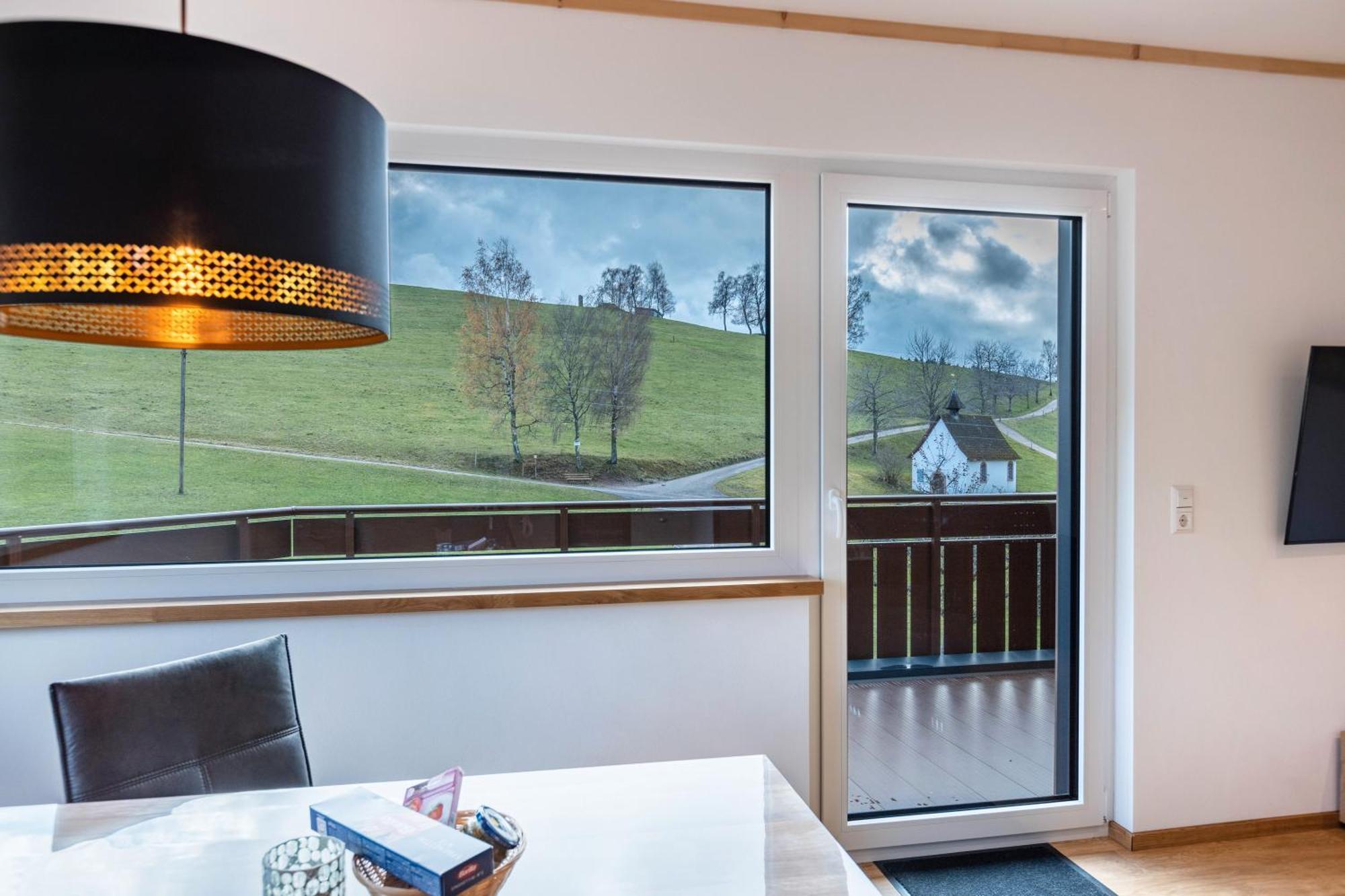 Kapellenhof Ferienwohnungen Triberg im Schwarzwald Exterior photo